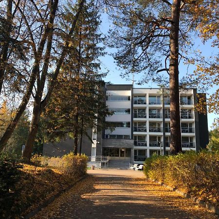 Liivarand Hotel Нарва-Йыэсуу Экстерьер фото