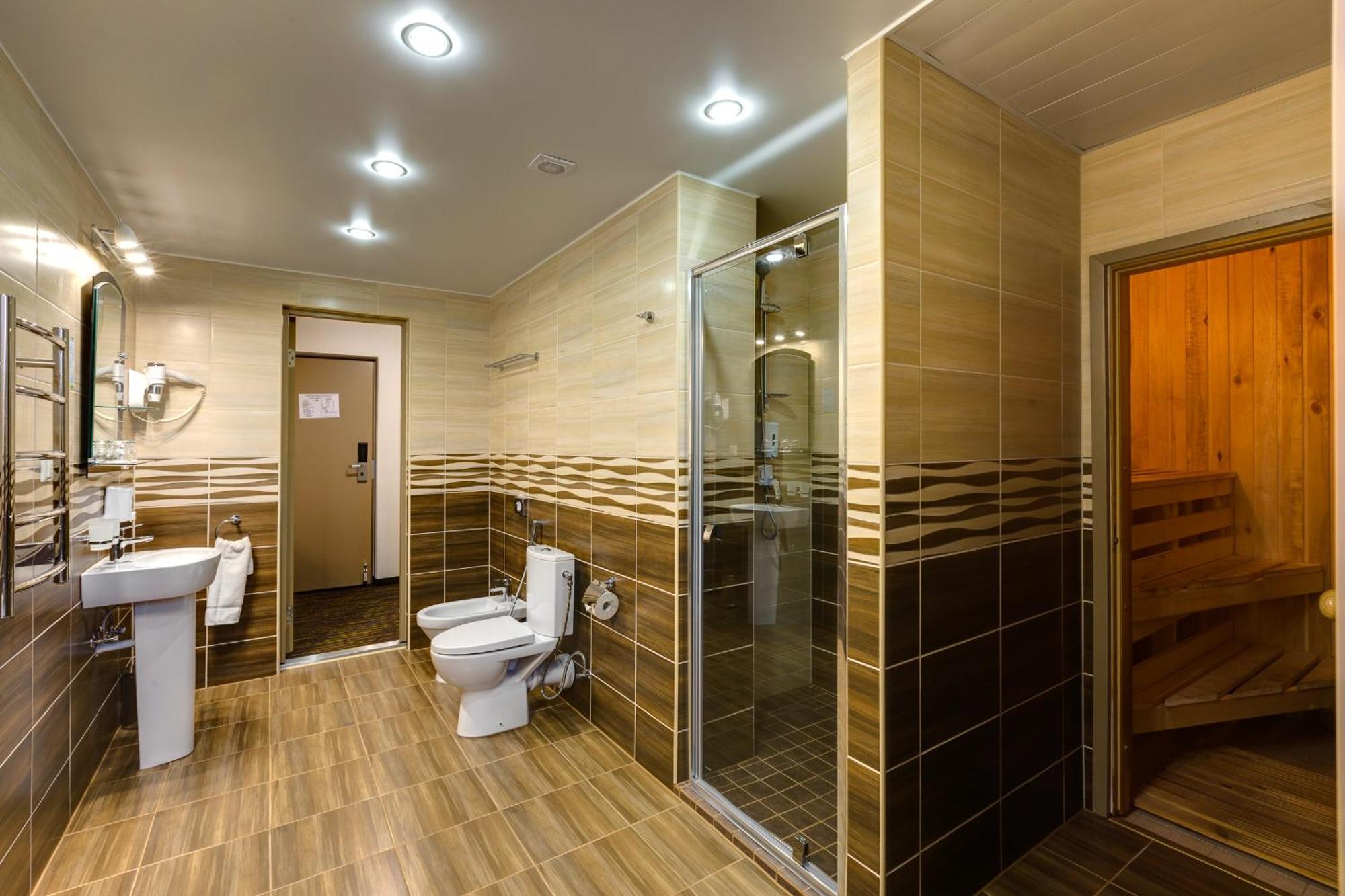 Liivarand Hotel Нарва-Йыэсуу Экстерьер фото