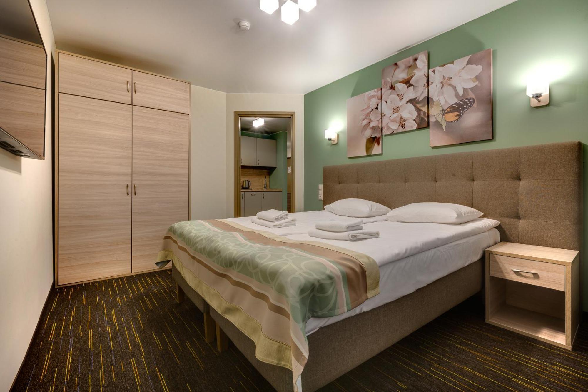 Liivarand Hotel Нарва-Йыэсуу Экстерьер фото