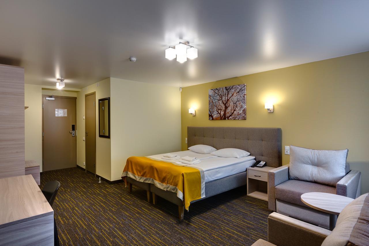 Liivarand Hotel Нарва-Йыэсуу Экстерьер фото