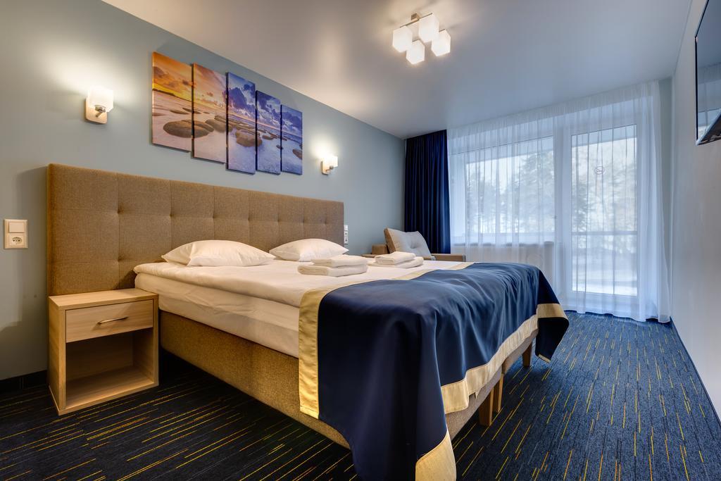 Liivarand Hotel Нарва-Йыэсуу Экстерьер фото