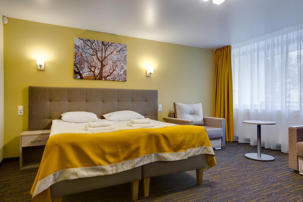Liivarand Hotel Нарва-Йыэсуу Экстерьер фото