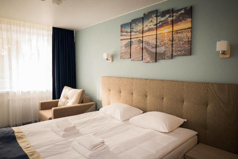 Liivarand Hotel Нарва-Йыэсуу Экстерьер фото